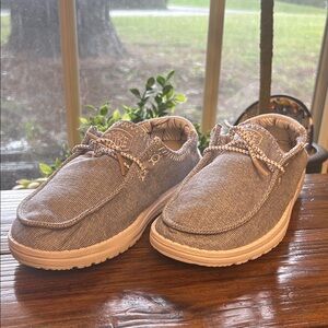 Hey Dude Wendy  Star